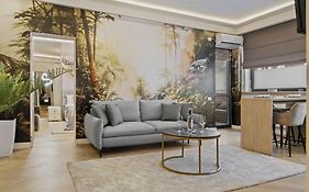 Central Two Rooms Apartment The Paradise Of Lights